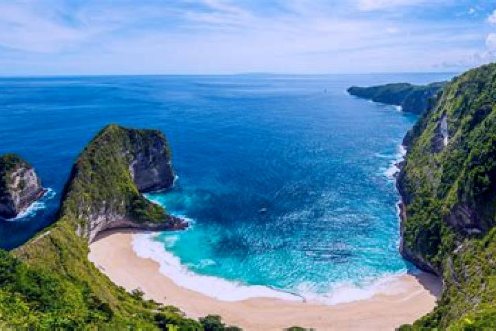 Lily, 27 — Escort in Margaharja, Indonesia