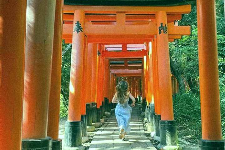 Lily, 27 — Escort in Minari, Japan