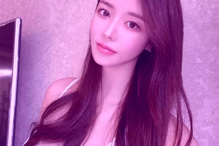 Lily, 27 — Escort in Shuiquan, China