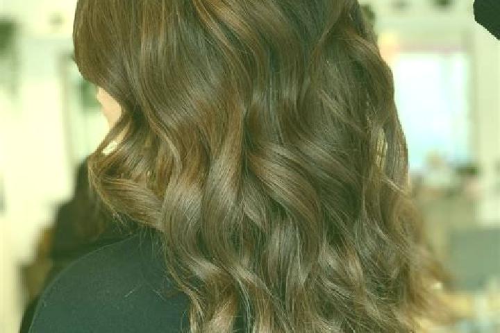 Lily, 28, a chestnut brown-eyed indian companion based in Jacunda. Offering A-Level, Erotic Massage, Fetish, Tantra. Available for incall and outcall, day an...