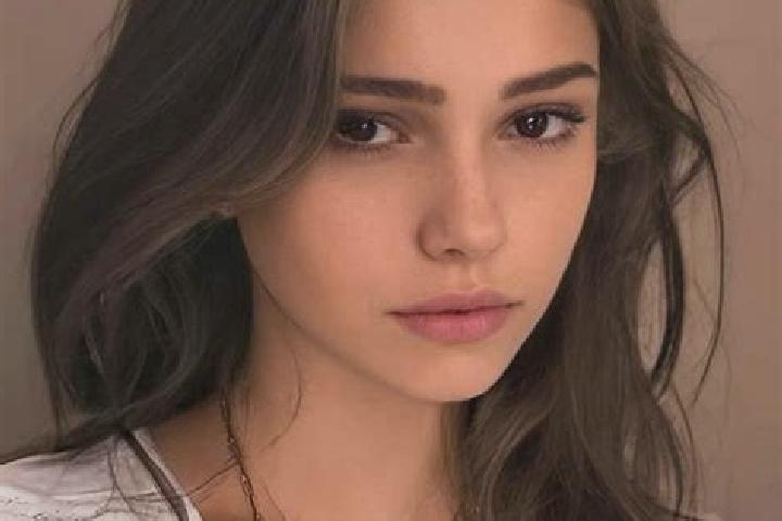 Lily, 28, a chestnut grey-eyed slavic companion based in Chimhucum. Offering OWO, Travel Companion, Massage, Prostate Massage. Available for incall and outca...