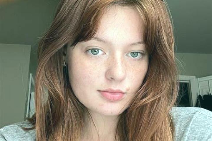 Lily, 28, a red brown-eyed european companion based in Kukow. Offering 69, CIM, Overnight. Available for incall and outcall, day and evening dates.