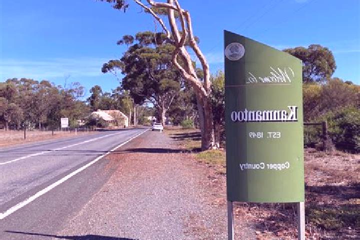 Lily, 28 — Escort in Kanmantoo, Australia