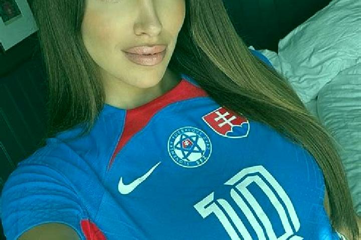 Lily, 28 — Escort in Licartovce, Slovakia