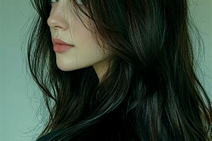 Lily, 29, a auburn brown-eyed latina companion based in Szynwald. Offering Roleplay, GFE, CIM, Deep French Kissing. Available for incall and outcall, overnig...