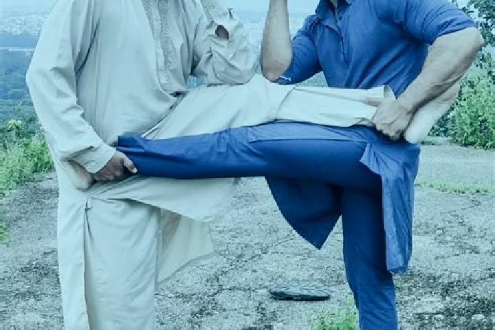Lily, 29, a chestnut blue-eyed indian companion based in Siemien. Offering Deep French Kissing, Prostate Massage, Duos, Girlfriend Experience. Available for ...