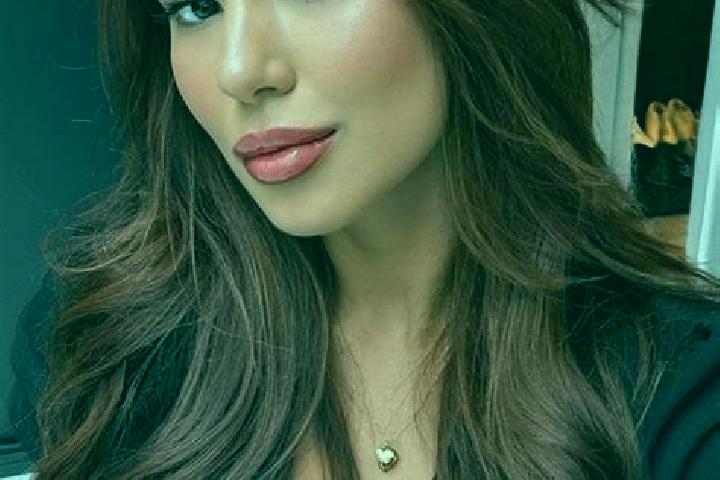 Lily, 29, a chestnut brown-eyed latina companion based in Blountsville. Offering Tantra, Striptease, BDSM. Available for incall and outcall, day and evening ...