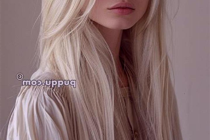 Lily, 29, a platinum blonde blue-eyed latina companion based in Karme Zur. Offering Dinner Date, BDSM. Available for incall and outcall, day and evening dates.
