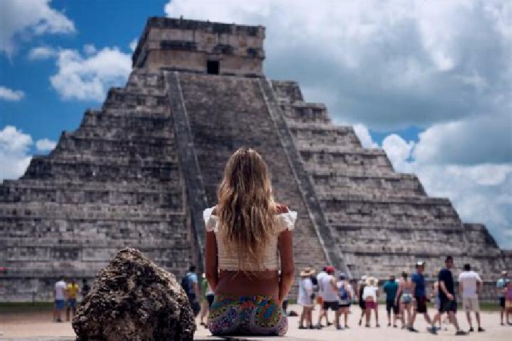 Lily, 29 — Escort in Colonia el Pirame, Mexico
