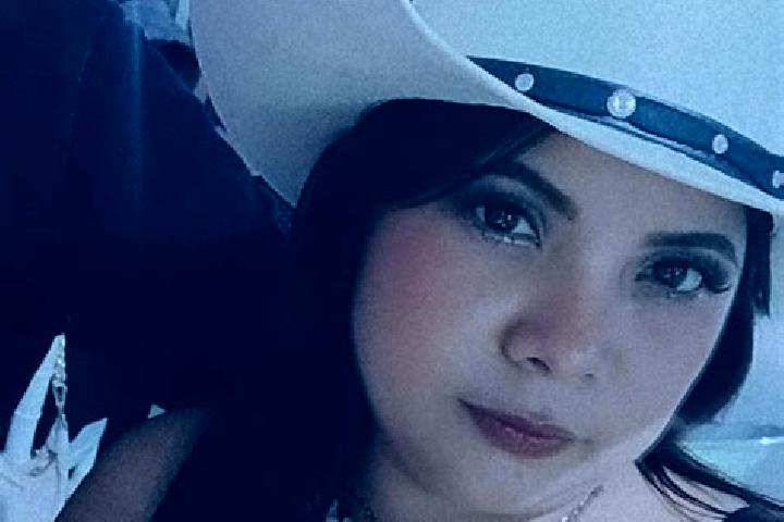 Lily, 29 — Escort in Loma de Bacum, Mexico