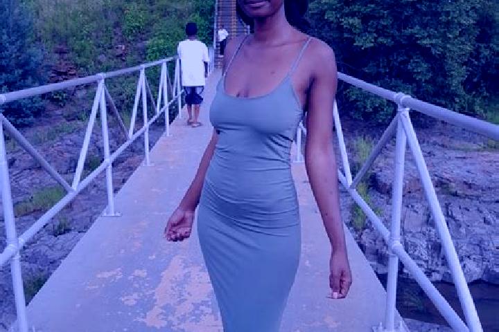 Lily, 29 — Escort in Maviljan B, South Africa