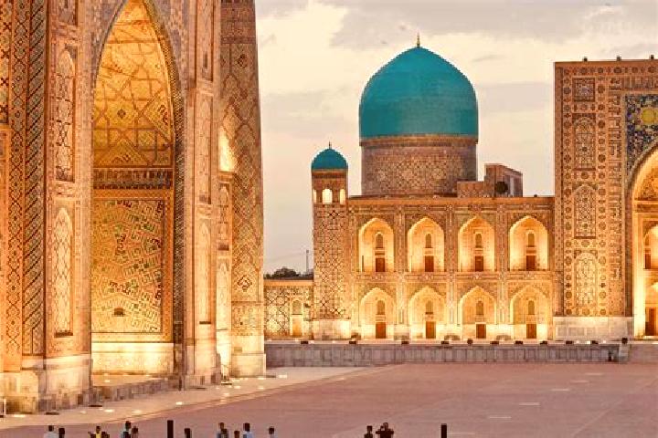 Lily, 29 — Escort in Tomdibuloq, Uzbekistan
