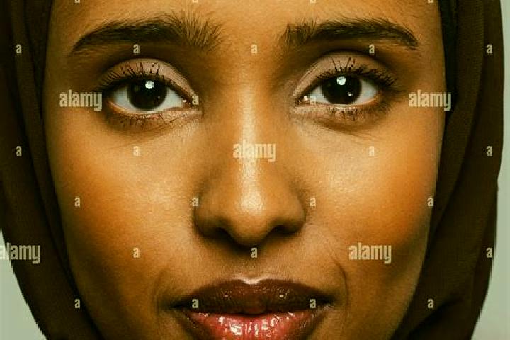 Lily, 30, a auburn brown-eyed middle eastern companion based in Huai Rat. Offering Domination, Dinner Date, Deep French Kissing, Erotic Massage, Prostate Mas...