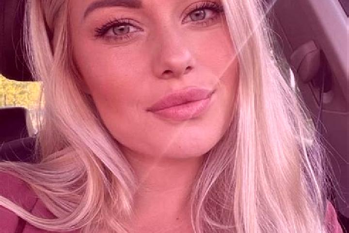 Lily, 30, a blonde hazel-eyed caribbean companion based in Jhinjhak. Offering Girlfriend Experience, Dinner Date, Travel Companion, CIM. Available for incall...