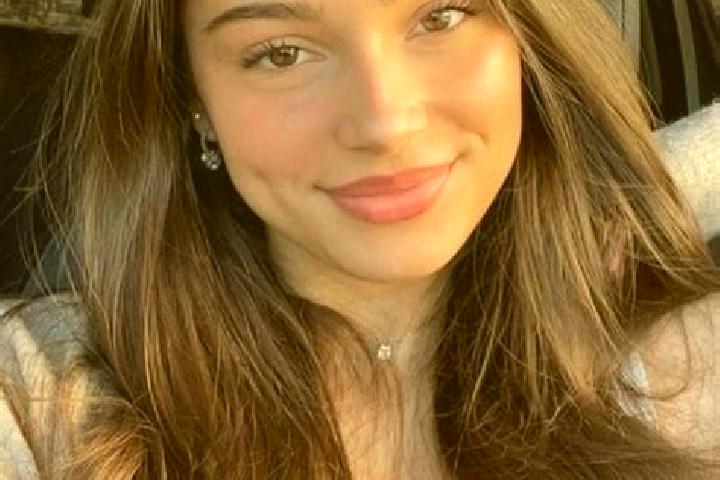 Lily, 30, a brunette hazel-eyed ebony companion based in Anse Boileau. Offering 69, Girlfriend Experience, CIM. Available for incall and outcall, overnight b...