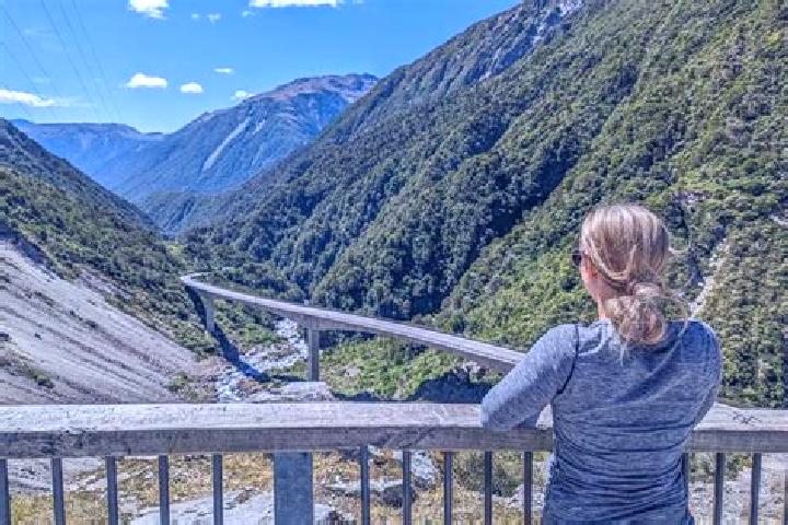 Lily, 30 — Escort in Arthur s Pass, New Zealand