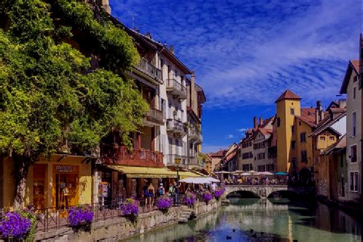 Lily, 30 — Escort in Wangen, France