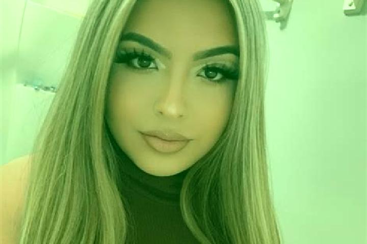 Lily, 31, a blonde brown-eyed latina companion based in Rakai. Offering Domination, Duos. Available for incall and outcall, day and evening dates.