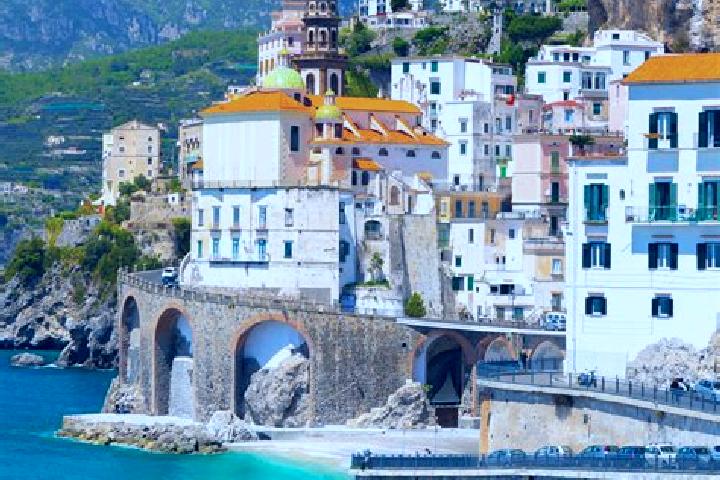 Lily, 31 — Escort in Lucrezia, Italy