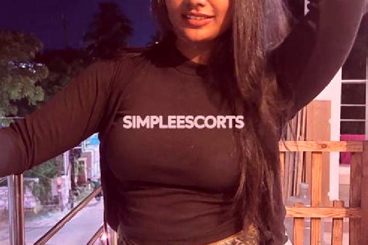 Lily, 31 — Escort in Nellore, India