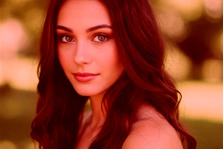 Lily, 32, a brunette hazel-eyed european companion based in Lepenou. Offering Party Girl, 69. Available for incall and outcall, day and evening dates.