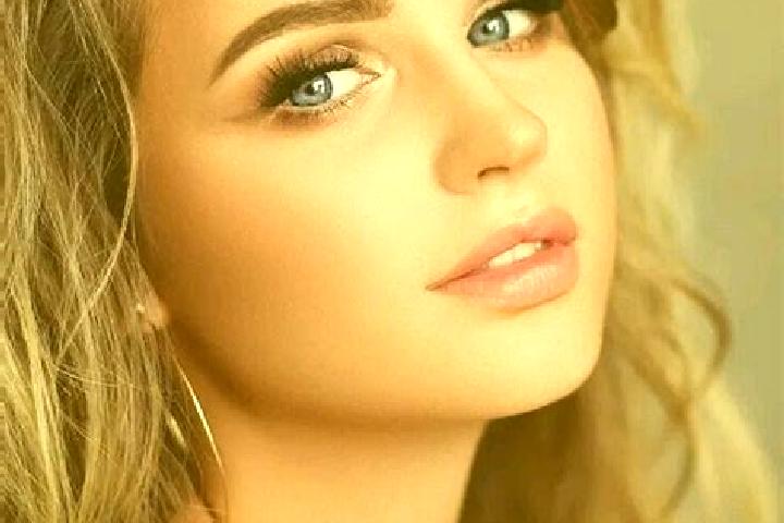 Lily, 32, a dark blonde blue-eyed slavic companion based in Pecel. Offering CIM, A-Level, Travel Companion, 69, GFE. Available for incall and outcall, overni...