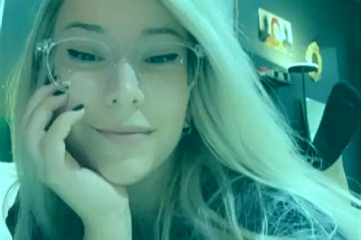 Lily, 32, a dark blonde grey-eyed mixed companion based in Veseli nad Moravou. Offering Overnight, Deep French Kissing, Duos. Available for incall and outcal...
