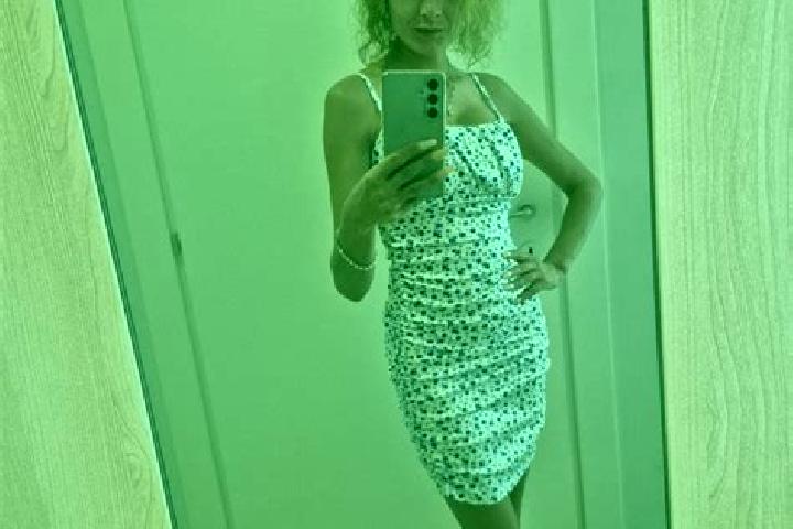 Lily, 32 — Escort in Finnentrop, Germany