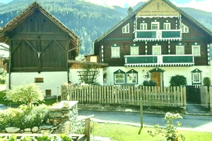 Lily, 32 — Escort in Grosskirchheim, Austria