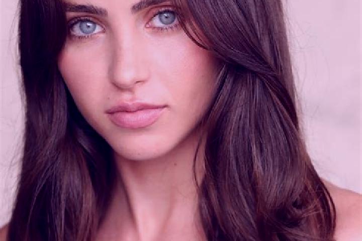 Lily, 33, a blonde brown-eyed caribbean companion based in Malijai. Offering Striptease, Deep French Kissing, CIM, Roleplay. Available for incall and outcall...