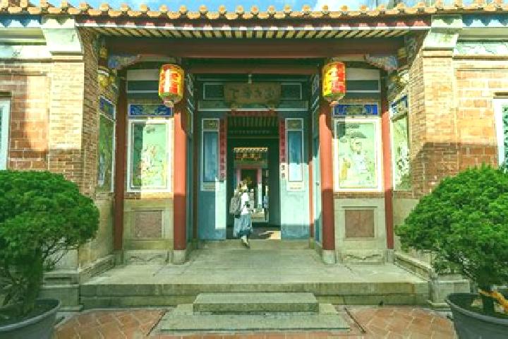 Lily, 33 — Escort in Dingjia, China