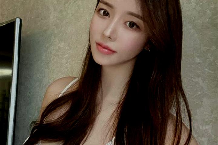 Lily, 33 — Escort in Majiagou, China