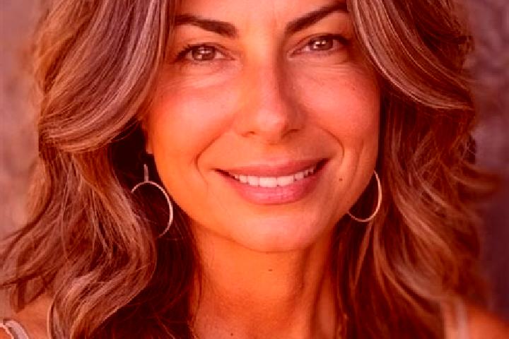 Lily, 34, a brunette grey-eyed mixed companion based in Akhty. Offering Dinner Date, Striptease, CIM, Massage. Available for incall and outcall, day and even...