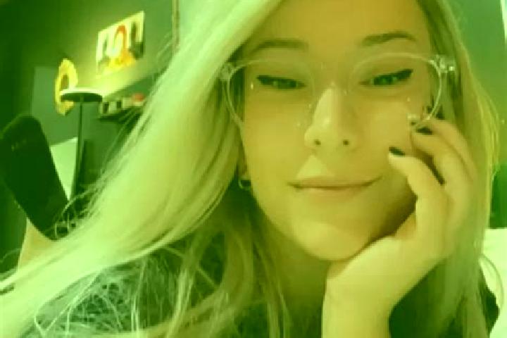 Lily, 34, a platinum blonde dark-eyed european companion based in Pleasant View. Offering Erotic Massage, Duos. Available for incall and outcall, overnight b...