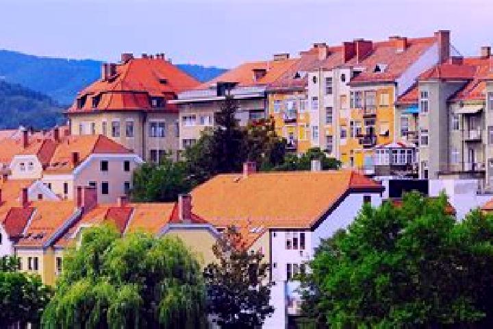 Lily, 34 — Escort in Hodos, Slovenia