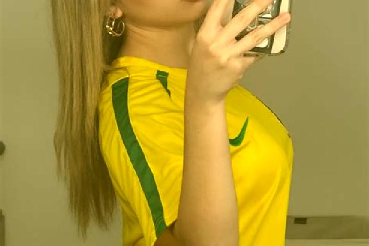 Lily, 34 — Escort in James Calata, South Africa