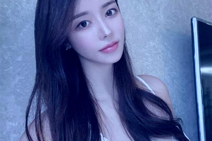 Lily, 34 — Escort in Jushui, China