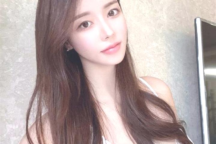 Lily, 34 — Escort in Wangdain, China