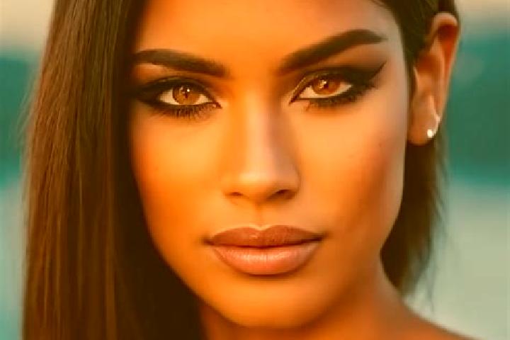 Lily, 35, a auburn amber-eyed latina companion based in Kaiti. Offering Travel Companion, Deep French Kissing. Available for incall and outcall, day and even...