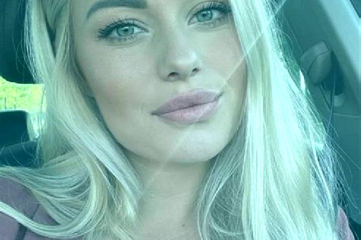 Lily, 35, a blonde hazel-eyed middle eastern companion based in Girrawheen. Offering Domination, Massage, Couples. Available for incall and outcall, day and ...