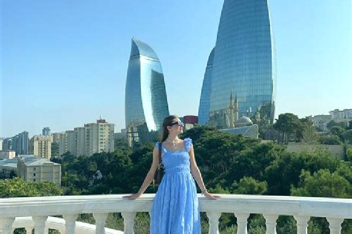 Lily, 35 — Escort in Ahmadbayli, Azerbaijan