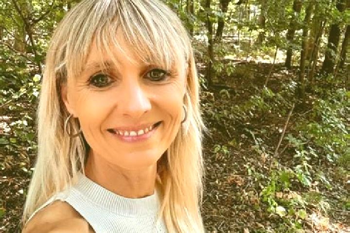 Lily, 35 — Escort in Dudenhofen, Germany