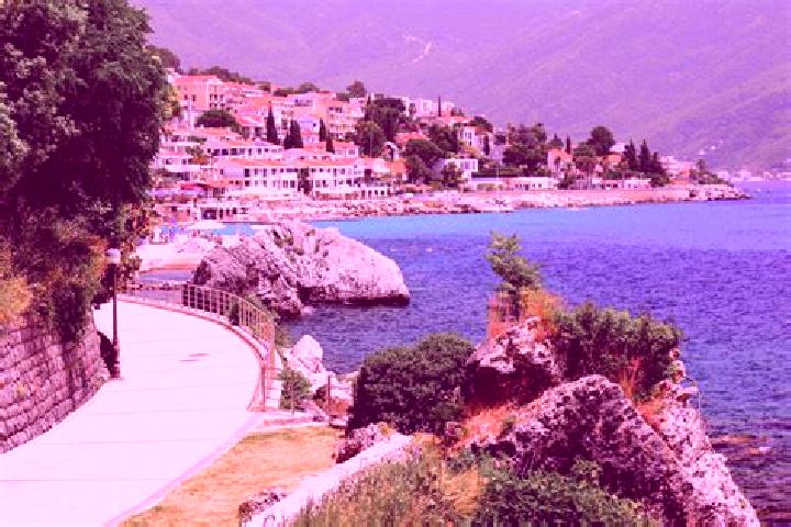Lily, 35 — Escort in Herceg Novi, Montenegro