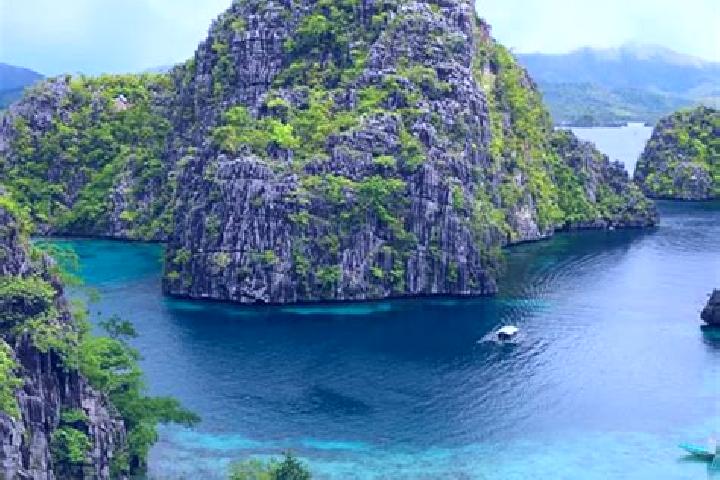 Lily, 35 — Escort in Kibonsod, Philippines