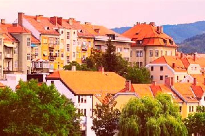 Lily, 35 — Escort in Moravce, Slovenia