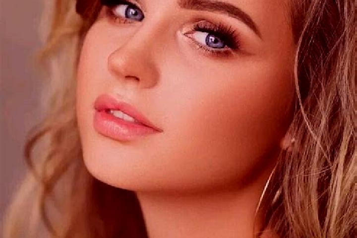 Lily, 36, a dark blonde blue-eyed middle eastern companion based in Fallanden. Offering Girlfriend Experience, OWO, 69, GFE, Prostate Massage. Available for ...