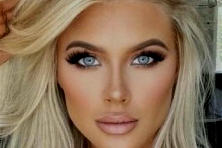 Lily, 36, a platinum blonde amber-eyed middle eastern companion based in Podegrodzie. Offering Duos, Striptease, CIM. Available for incall and outcall, day a...