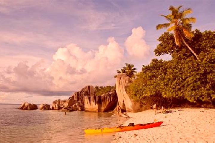 Lily, 36 — Escort in Baie Lazare, Seychelles