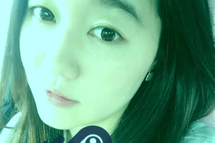 Lily, 36 — Escort in Dami, Indonesia