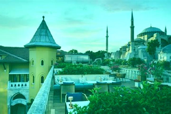 Lily, 36 — Escort in Sultanahmet, Turkey